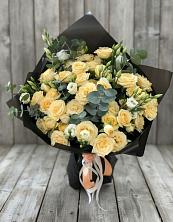 Букет цветов из:  Розы и Лизиантусы в Лысогорской