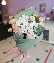 Букет цветов из:  Хризантемы и Розы #REPLACE_PRED# Лысогорской