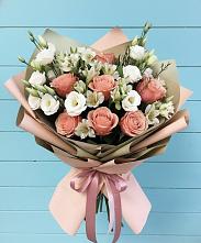 Букет цветов из:  Розы, Альстромерии и Лизиантусы в Лысогорской