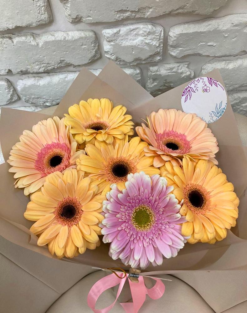 Букет цветов из: Герберы в Лысогорской