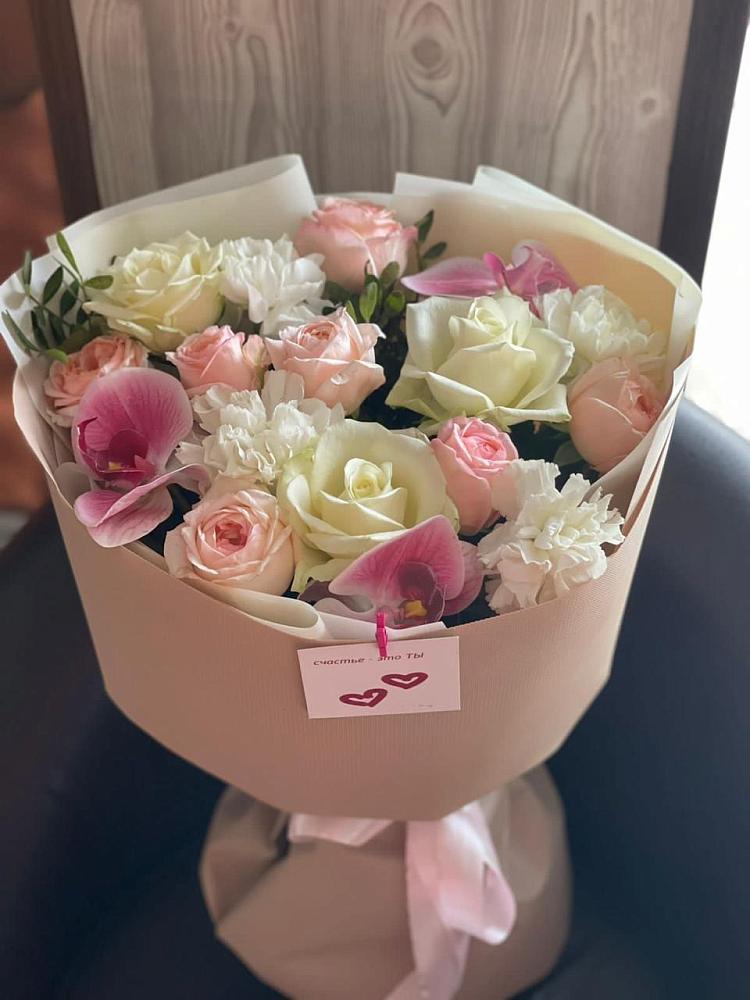 Букет цветов из: Орхидеи, Розы и Гвоздики в Лысогорской