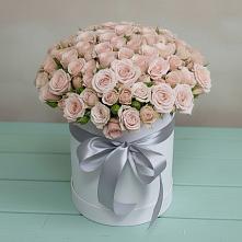 Цветочная композиция из Розы в шляпной коробке в Лысогорской