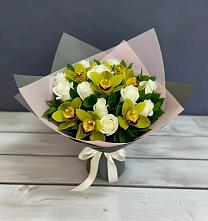 Букет цветов из:  Орхидеи и Розы в Лысогорской