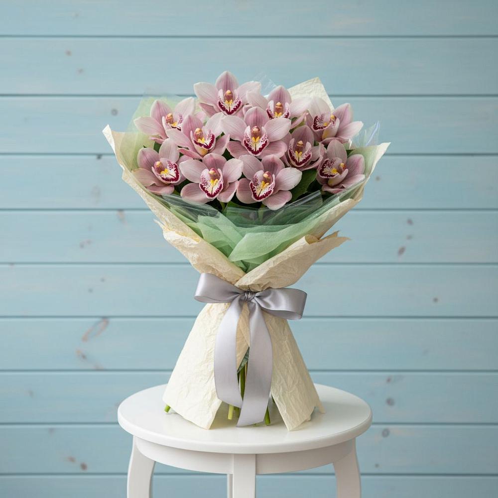 Букет цветов из: Орхидеи и Розы в Лысогорской