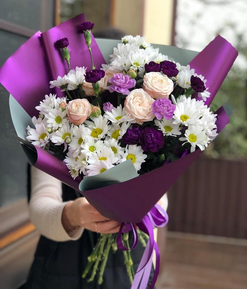 Букет цветов из: Хризантемы, Гвоздики и Розы в Лысогорской