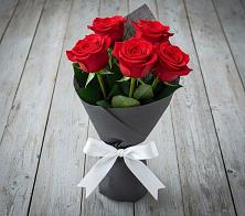 Букет 5 Красных роз Эдлесс Лав #REPLACE_PRED# Лысогорской