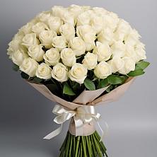Букет 101 беля роза Белоснежка в Лысогорской