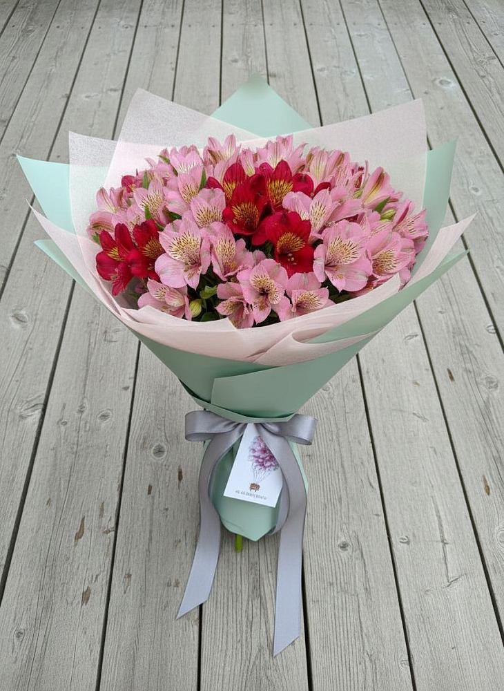 Букет цветов из: Альстромерии в Лысогорской