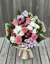 Букет цветов из:  Альстромерии, Гвоздики, Розы и Хризантемы в Лысогорской