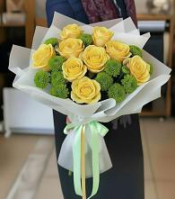 Букет цветов из:  Хризантемы и Розы в Лысогорской