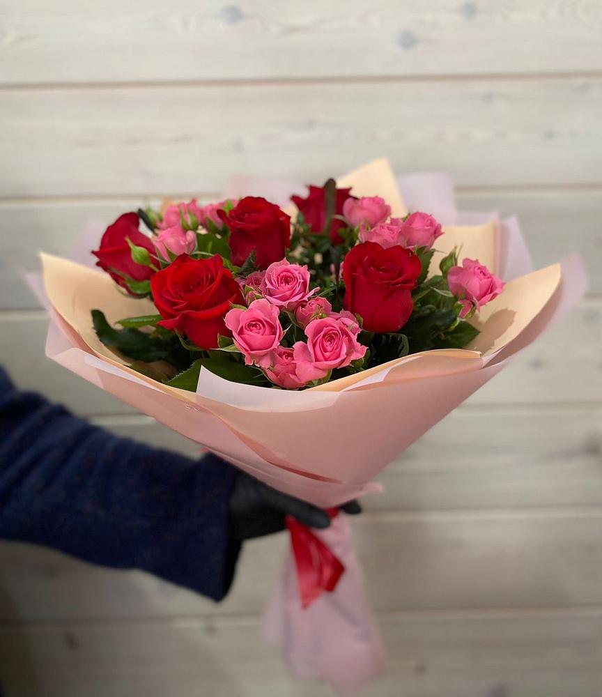 Букет цветов из: Розы в Лысогорской