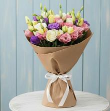 Букет цветов из:  Лизиантусы в Лысогорской